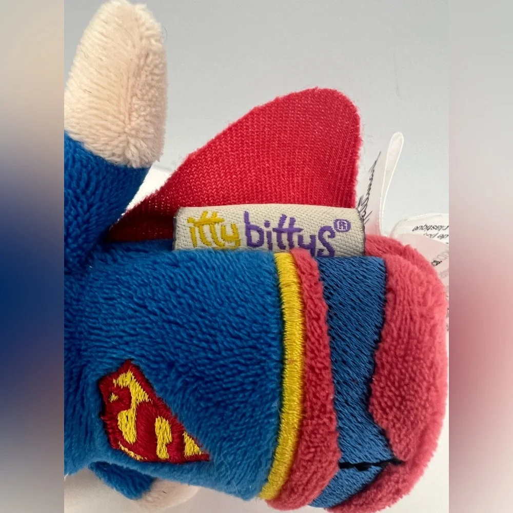 Hallmark (only)- Superman‎ Itty Bitty, Pre-Owned